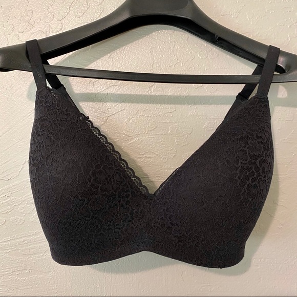 American Eagle Outfitters Other - Aerie Real Happy Wireless Lightly Lined Bra